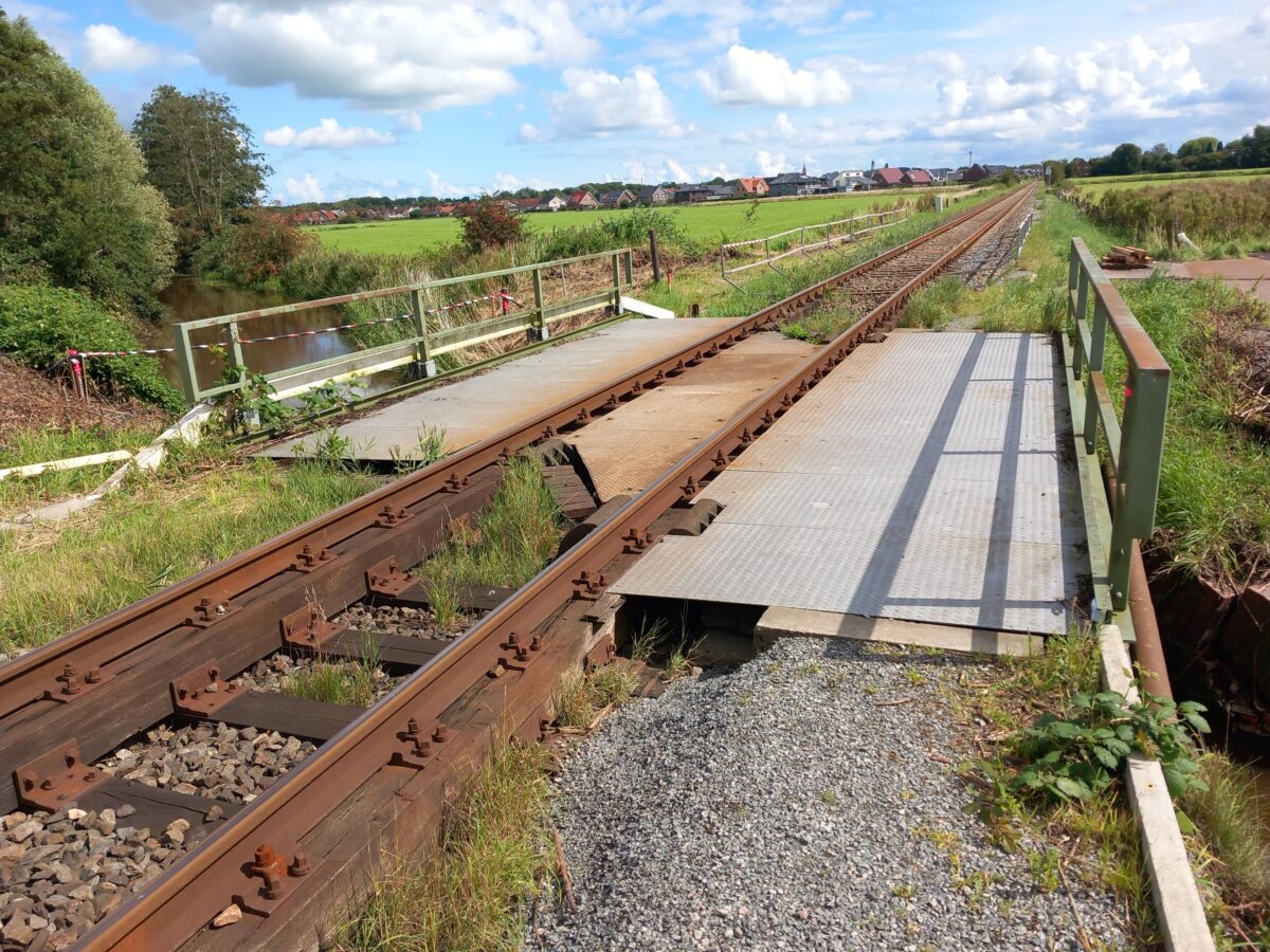 Eisenbahnüberführung (1)-min